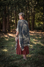 Load image into Gallery viewer, Market Of Stars Castles In The Air Bohemian Starduster Kimono