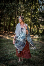 Load image into Gallery viewer, Market Of Stars Castles In The Air Bohemian Starduster Kimono