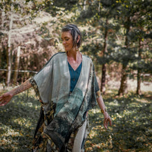 Load image into Gallery viewer, Market Of Stars Castles In The Air Bohemian Starduster Kimono