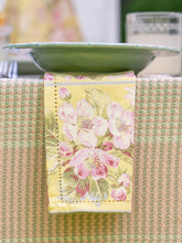 Load image into Gallery viewer, April Cornell Apple Blossom Luncheon Napkin Set