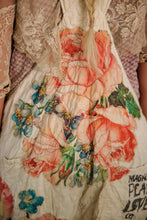 Load image into Gallery viewer, Magnolia Pearl Birdie Bouquet Benjamin Overalls