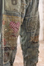 Load image into Gallery viewer, Magnolia Pearl Musette No6 Denims
