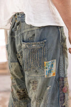 Load image into Gallery viewer, Magnolia Pearl Musette No6 Denims
