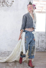 Load image into Gallery viewer, Magnolia Pearl Cartomancy Romeo Denims