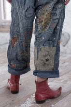 Load image into Gallery viewer, Magnolia Pearl Cartomancy Romeo Denims