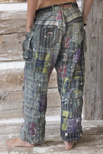 Load image into Gallery viewer, Magnolia Pearl Oxford Cargo Pants