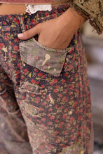 Load image into Gallery viewer, Magnolia Pearl Applique Miner Pants