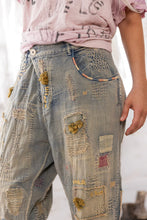 Load image into Gallery viewer, Magnolia Pearl Eva Denims