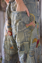 Load image into Gallery viewer, Magnolia Pearl Belle Le Vie Miner Denims