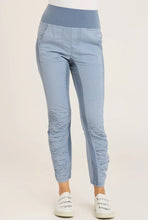 Load image into Gallery viewer, XCVI High Waist Penny Legging