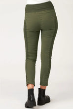 Load image into Gallery viewer, XCVI High Waist Penny Legging