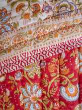 Load image into Gallery viewer, April Cornell Aimee Block Print Quilt