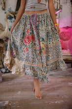 Load image into Gallery viewer, Magnolia Pearl Anselma Skirt