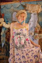 Load image into Gallery viewer, Magnolia Pearl Frida Corazon Llameante Clementine Slip