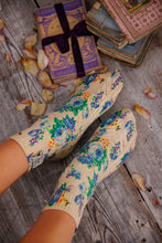 Load image into Gallery viewer, Magnolia Pearl Floral Lil Dipper Socks