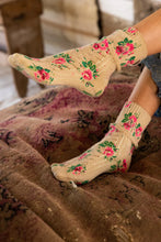 Load image into Gallery viewer, Magnolia Pearl Floral Lil Dipper Socks