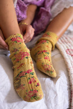 Load image into Gallery viewer, Magnolia Pearl Floral Lil Dipper Socks