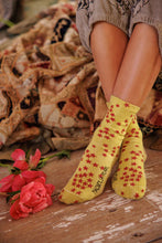 Load image into Gallery viewer, Magnolia Pearl Little Star MP Socks