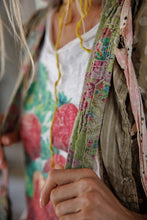 Load image into Gallery viewer, Magnolia Pearl Piecewise Shae Suspender