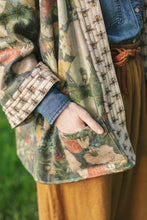 Load image into Gallery viewer, Market Of Stars I Dream In Flowers Cottage Cardigan