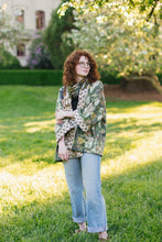 Load image into Gallery viewer, Market Of Stars I Dream In Flowers Cottage Cardigan