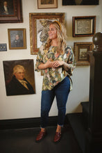 Load image into Gallery viewer, Market Of Stars I Dream In Flowers Lux Tee