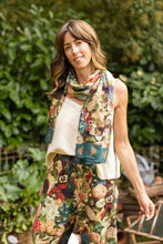 Load image into Gallery viewer, Market Of Stars Stay Gold Scarf