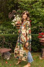 Load image into Gallery viewer, Market Of Stars Stay Gold Opera Duster