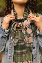 Load image into Gallery viewer, Market of Stars Winter Wish Scarf