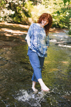 Load image into Gallery viewer, Market Of Stars Let The Light In Luxe Tee