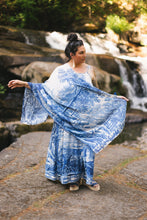 Load image into Gallery viewer, Market Of Stars Let The Light In Scarf