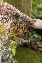 Load image into Gallery viewer, Market of Stars Love Grows Wild Lux tee