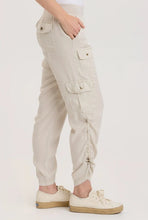 Load image into Gallery viewer, XCVI Sonova Pant