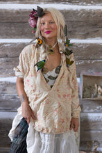 Load image into Gallery viewer, Magnolia Pearl Raya Shirt Mother Rose