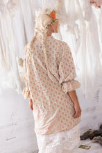 Load image into Gallery viewer, Magnolia Pearl Floral Amadeus Top