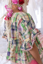 Load image into Gallery viewer, Magnolia Pearl Dear Liza Eyelet Blouse