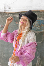 Load image into Gallery viewer, Magnolia Pearl Ramie Daisie Blouse