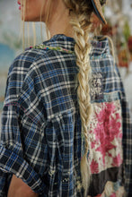 Load image into Gallery viewer, Magnolia Pearl Pena Shirt