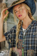 Load image into Gallery viewer, Magnolia Pearl Pena Shirt
