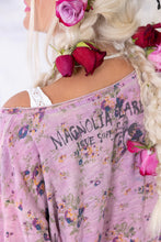 Load image into Gallery viewer, Magnolia Pearl Floral Circus Love Viggo T