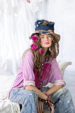 Load image into Gallery viewer, Magnolia Pearl Loves Promise Viggo Tee