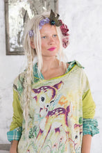 Load image into Gallery viewer, Magnolia Pearl Dama Dama Viggo T