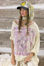 Load image into Gallery viewer, Magnolia Pearl Spiritual Walk Viggo T