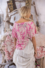 Load image into Gallery viewer, Magnolia Pearl Mural Frida Europa T