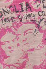 Load image into Gallery viewer, Magnolia Pearl Mural Frida Europa T