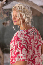 Load image into Gallery viewer, Magnolia Pearl Mural Frida Europa T