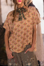 Load image into Gallery viewer, Magnolia Pearl Floral T