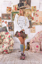 Load image into Gallery viewer, Magnolia Pearl Love Amor Nago Sweatshirt