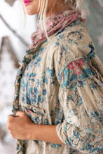Load image into Gallery viewer, Magnolia Pearl Idgy Ruffle Shirt