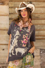 Load image into Gallery viewer, Magnolia Pearl Dancing Star T